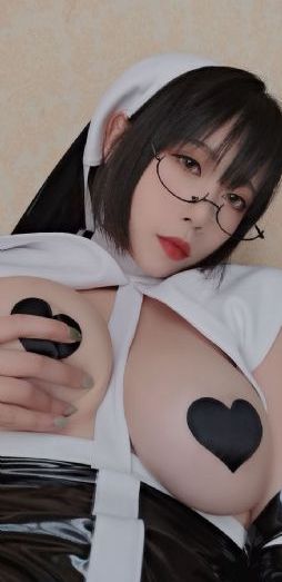 欧美人体艺术套图_剧情片在线手机播放